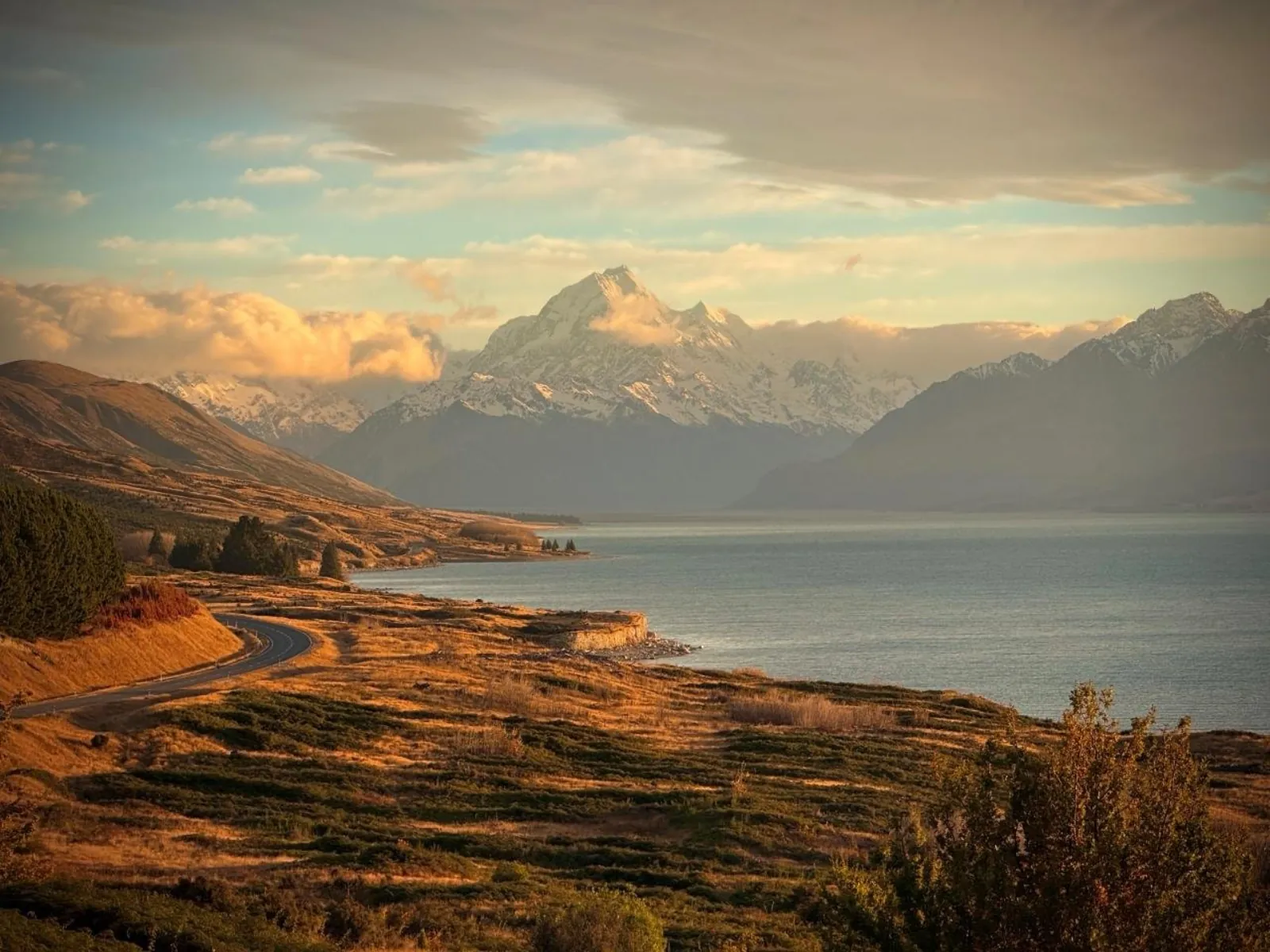 Queenstown: Mount Cook Small Group Scenic Day Tour